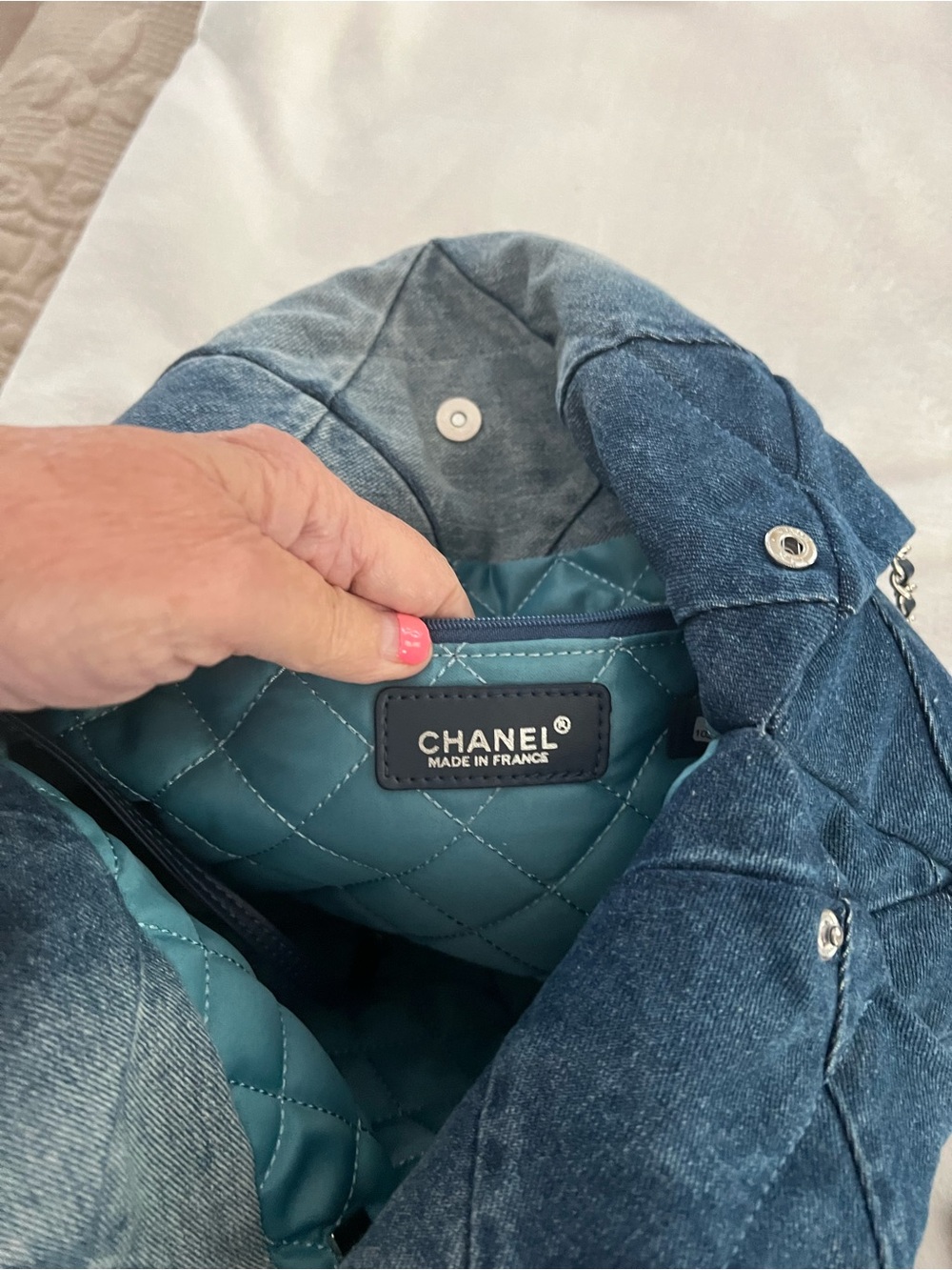 Chanel Denim bag with matching pouch NWOT - Picture 13 of 16